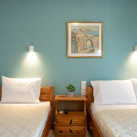 Manos Kritikakis Apartments Platamonas Bagian luar foto