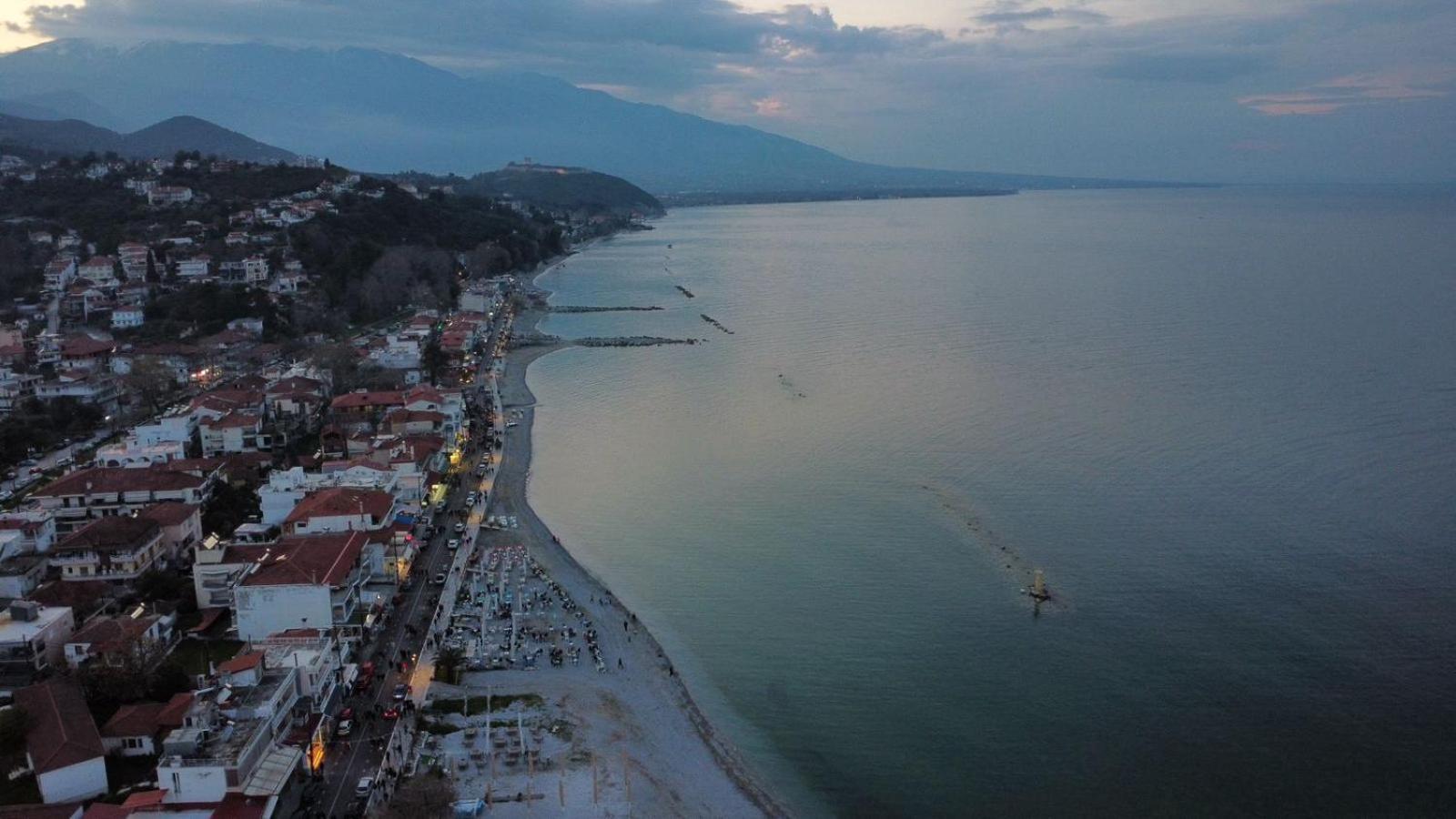 Manos Kritikakis Apartments Platamonas Bagian luar foto
