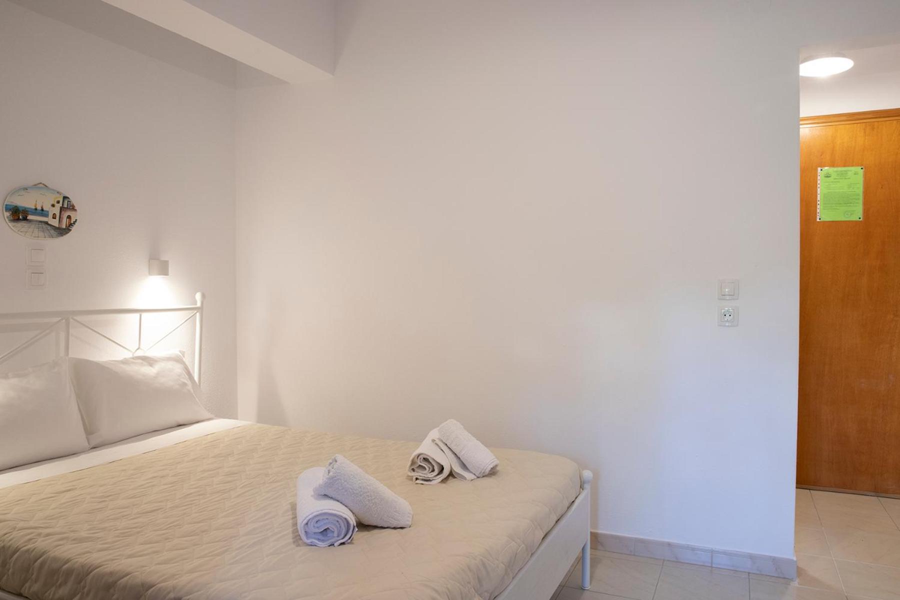 Manos Kritikakis Apartments Platamonas Bagian luar foto